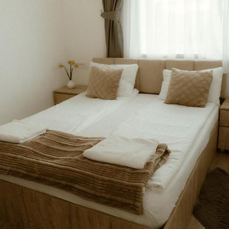 Casa Abiiani Hotel Oradea Eksteriør billede