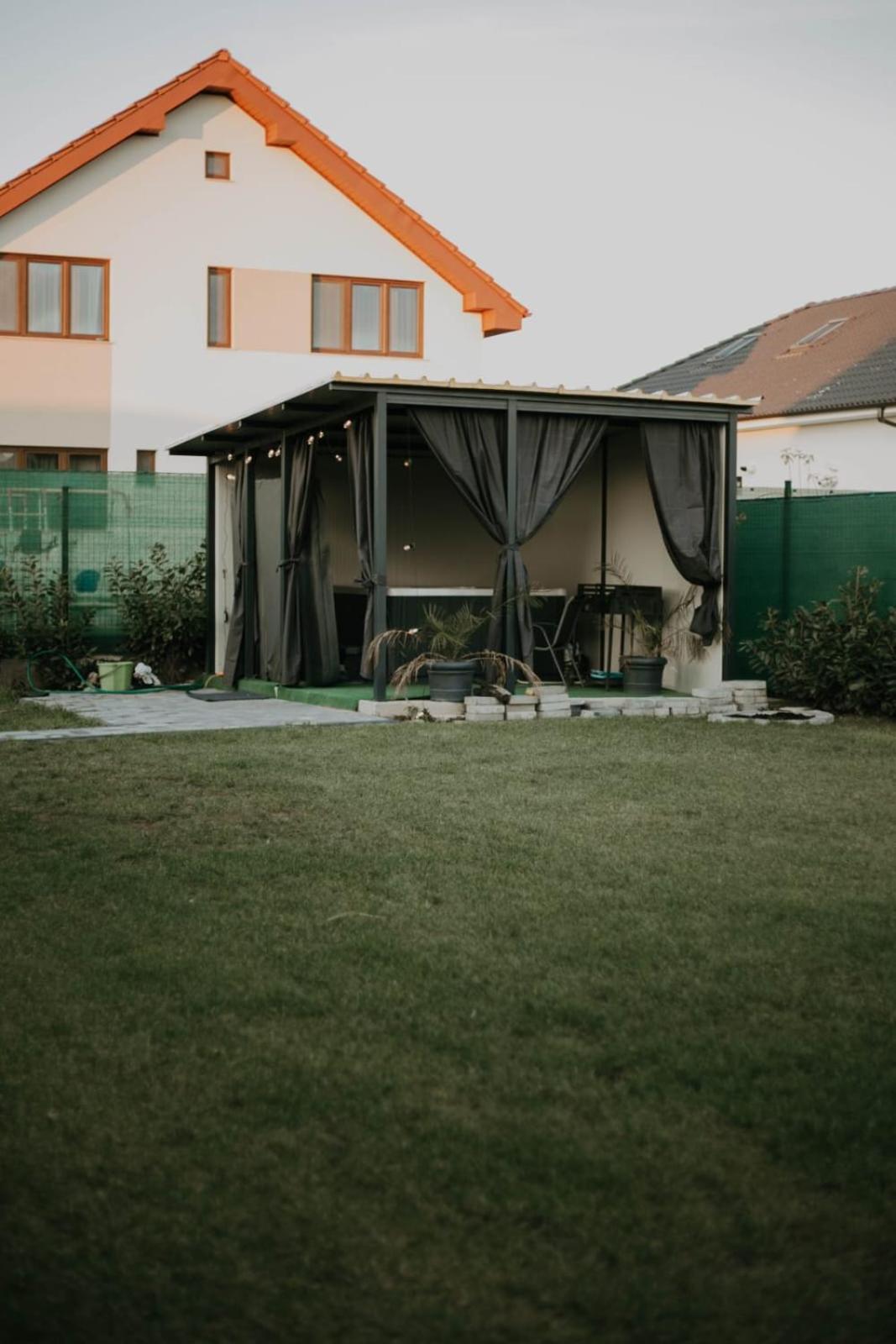 Casa Abiiani Hotel Oradea Eksteriør billede