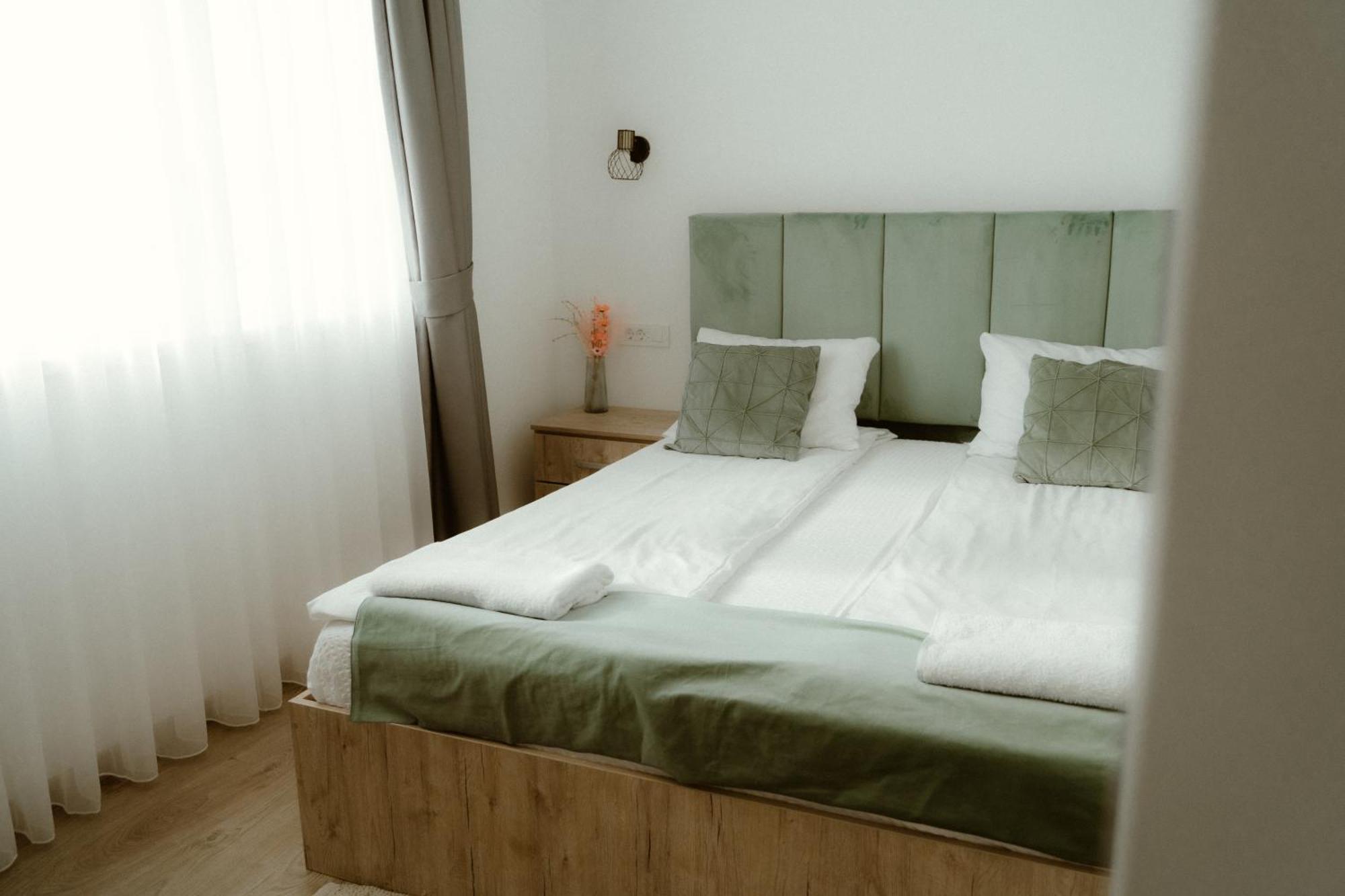 Casa Abiiani Hotel Oradea Eksteriør billede